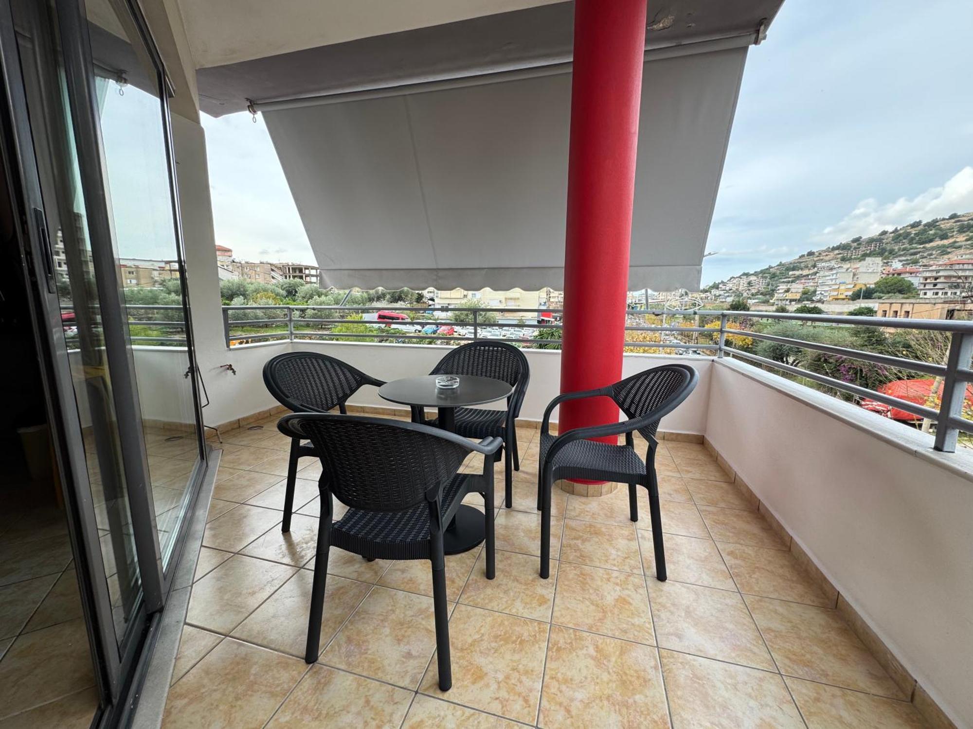 Flora Apartments Саранде Екстериор снимка