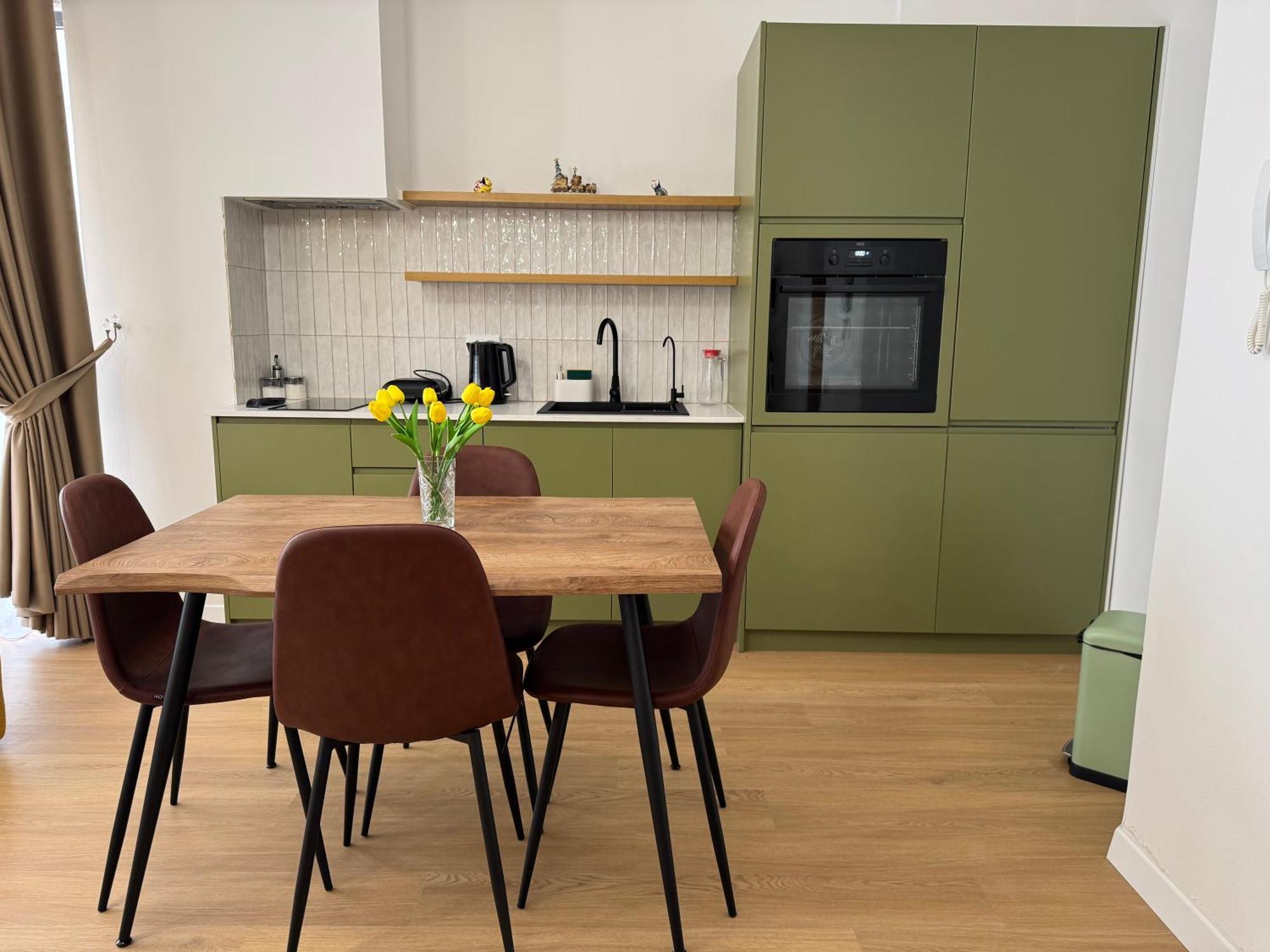 Flora Apartments Саранде Екстериор снимка